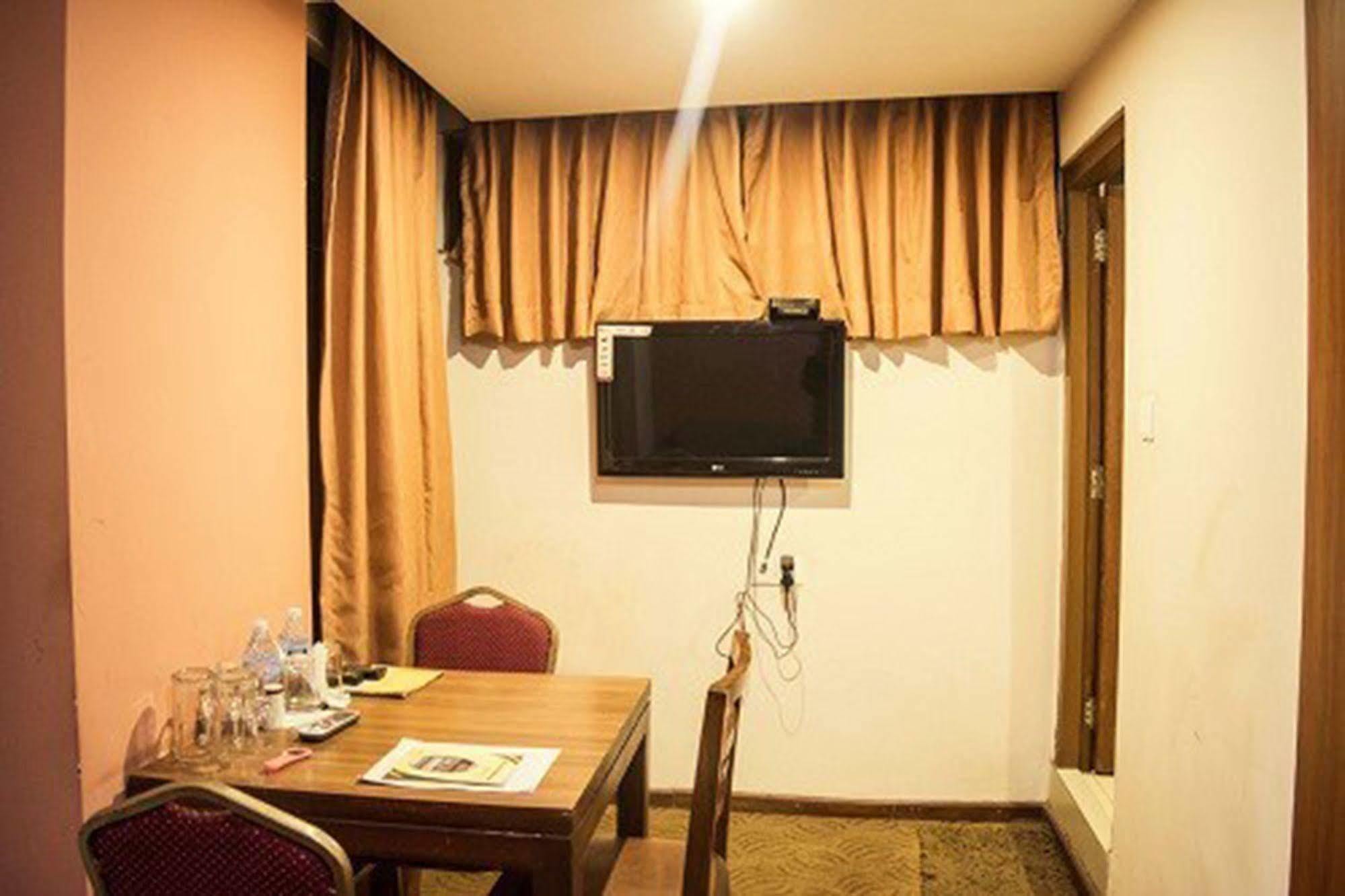 Aryal International Hotel 카트만두 외부 사진